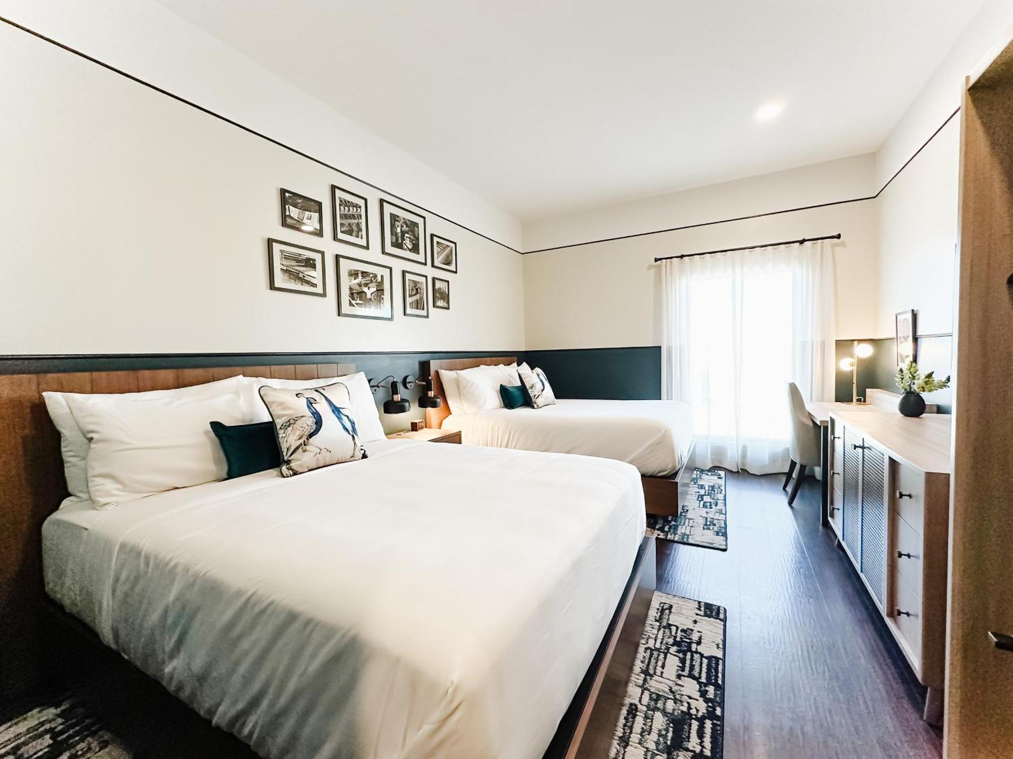 The Carpentry Hotel Dalton Bagian luar foto